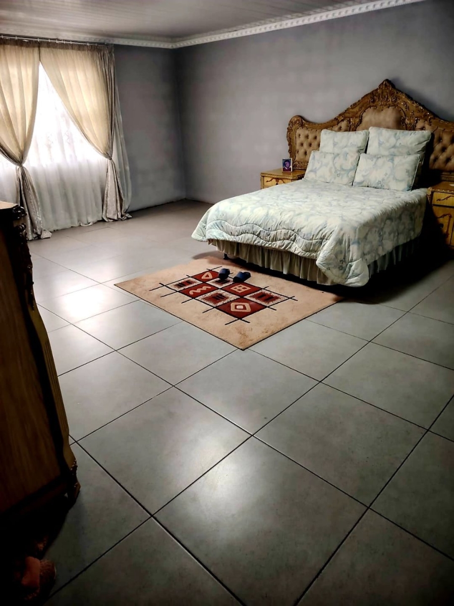 11 Bedroom Property for Sale in Mdantsane Nu 7 Eastern Cape